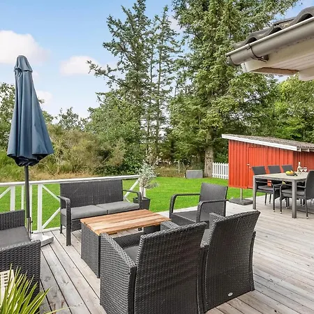 Amazing In V With Kitchen Holiday home Esbjerg